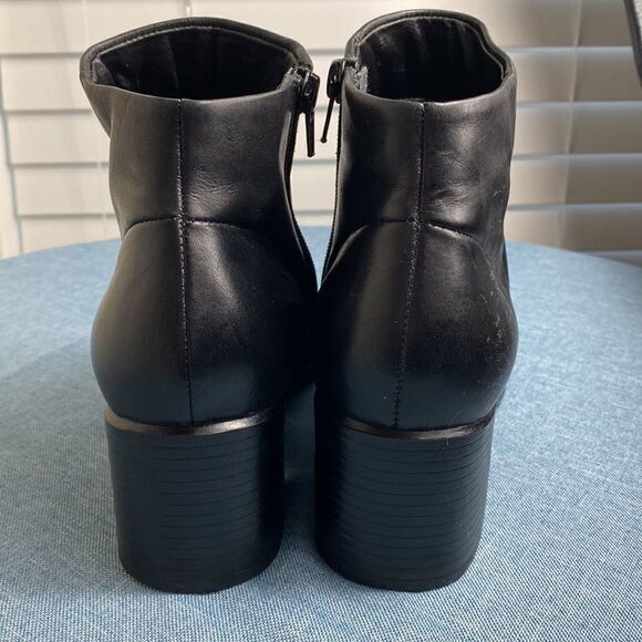 White Mountain Black Fairchild Leather Ankle Boots size 8 M - Picture 5 of 10